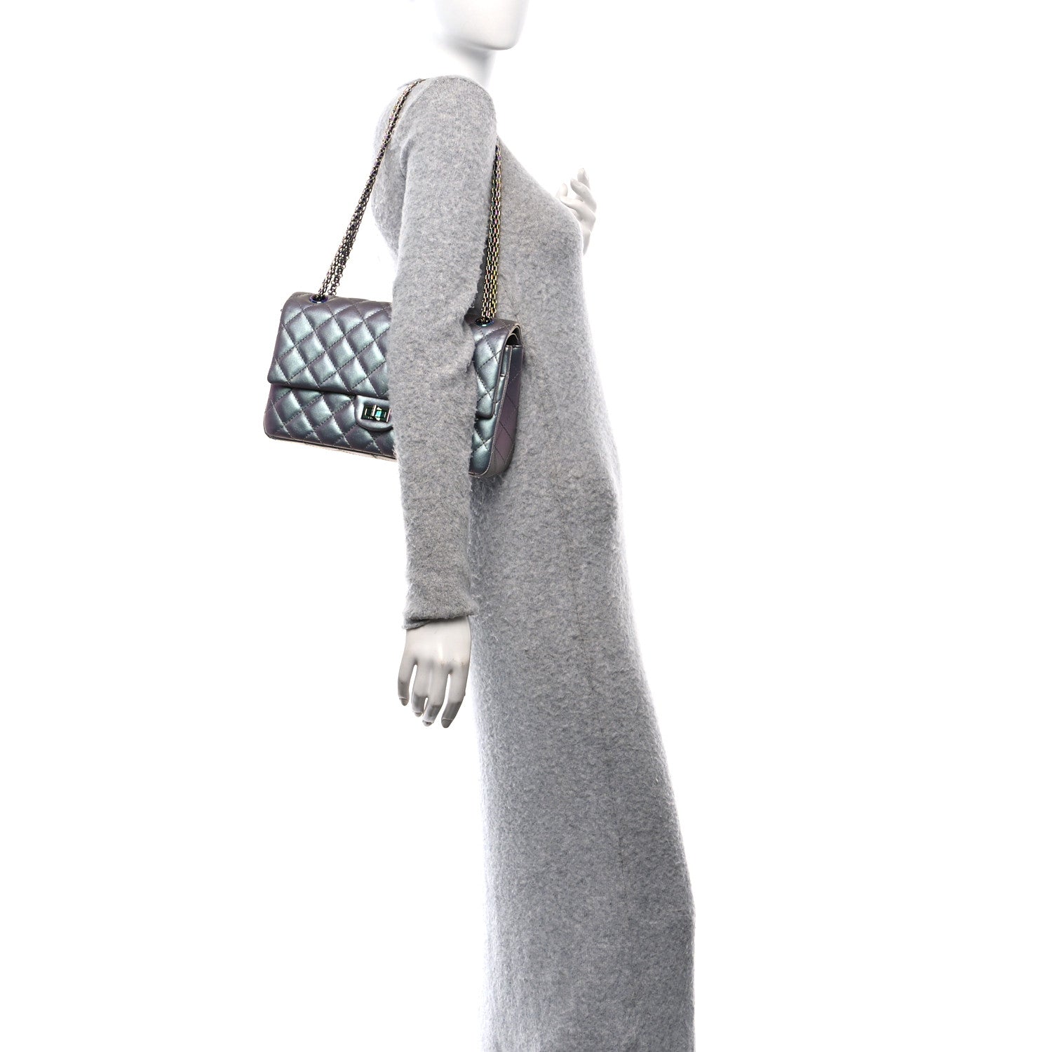 Chanel Iridescent Lambskin Quilted 2.55 Reissue 226 Flap Light Purple 2 of 10