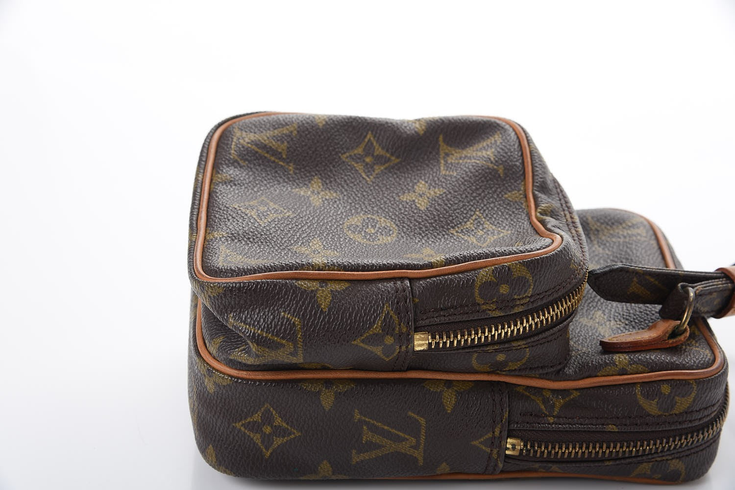 Louis Vuitton Monogram Amazone PM 13 of 15