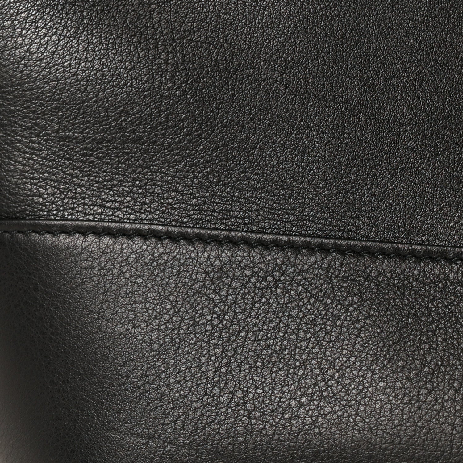 Saint Laurent Smooth Calfskin Y Small Bucket Bag Black 12 of 14