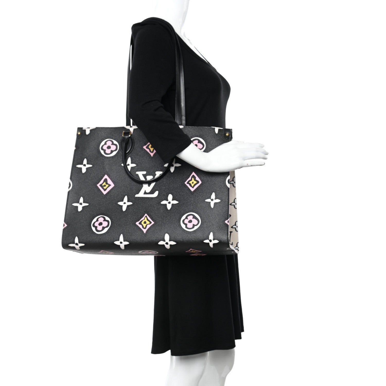 Louis Vuitton Monogram Giant Wild At Heart Onthego GM Black 2 of 9