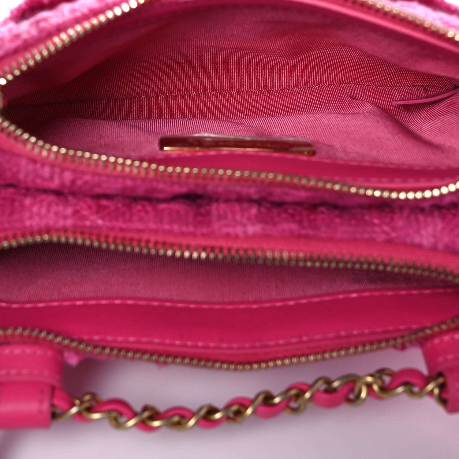 Chanel Wool Tweed Giant Logo Waist Bag Pink 4 of 10