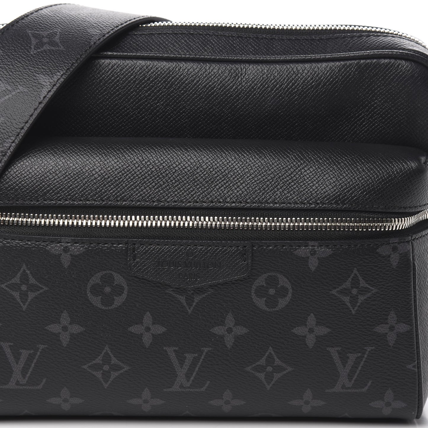 Taiga Monogram Eclipse Outdoor Messenger Black
