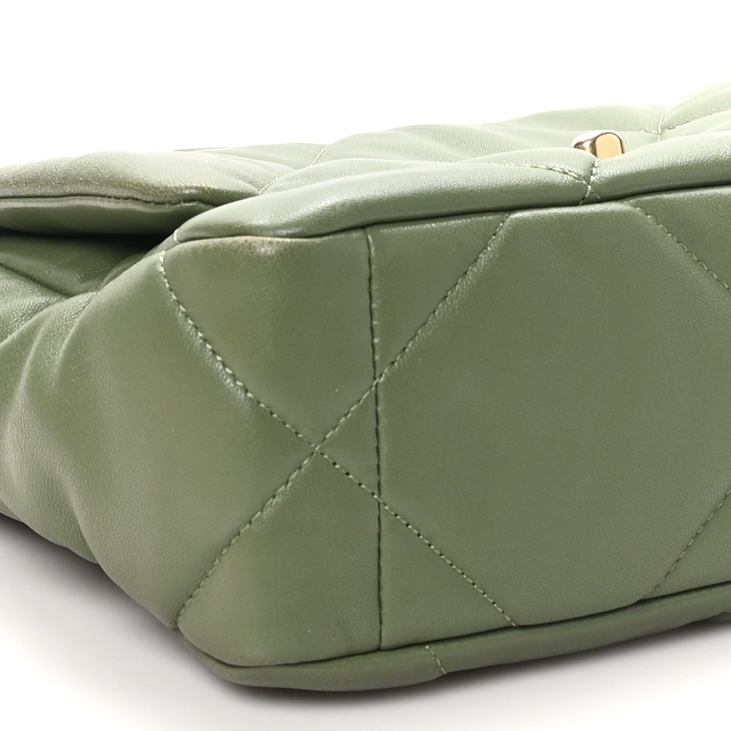 Chanel Lambskin Quilted Medium Chanel 19 Flap Green 10 of 11