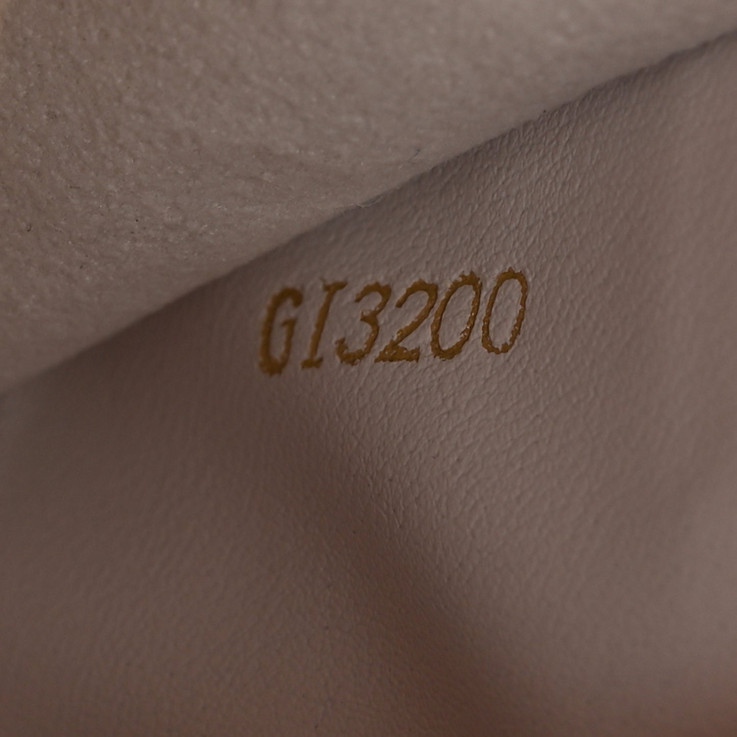 Monogram Giant Crafty Double Zip Pochette Creme Caramel