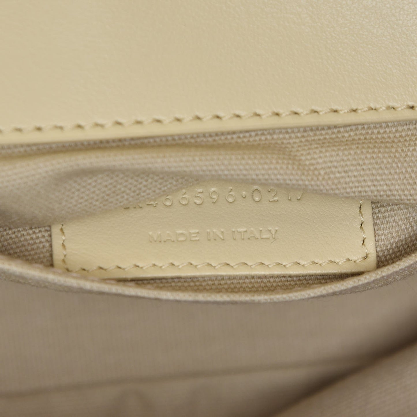 Raffia Medium Monogram Kate Satchel Naturale