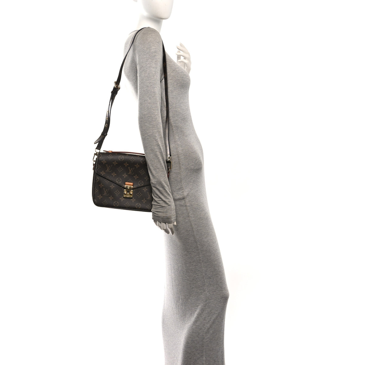 Louis Vuitton Monogram Pochette Metis 3 of 10