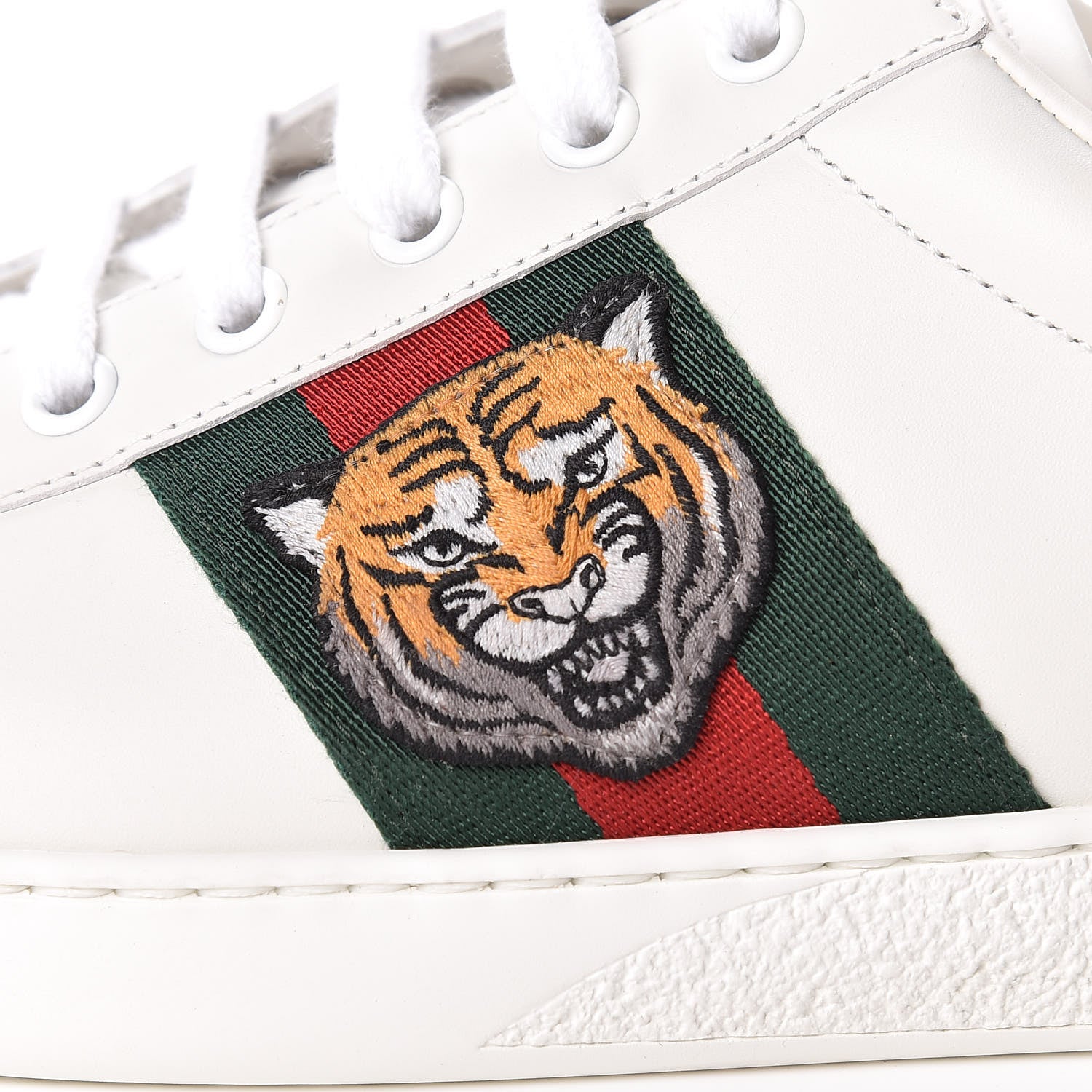 Gucci Calfskin Ayers Web Tiger Embroidered Mens Ace Sneakers 9.5 White Green Red 11 of 12