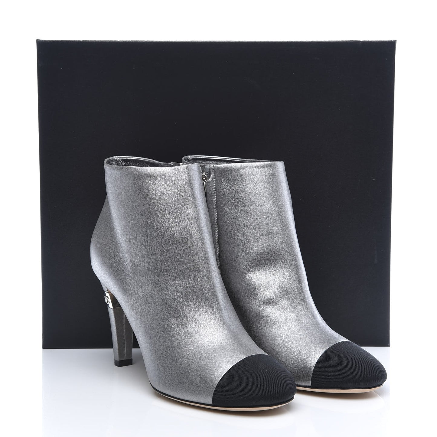 Lambskin Grosgrain Cap Toe CC Short Ankle Boots 39.5 Silver Black