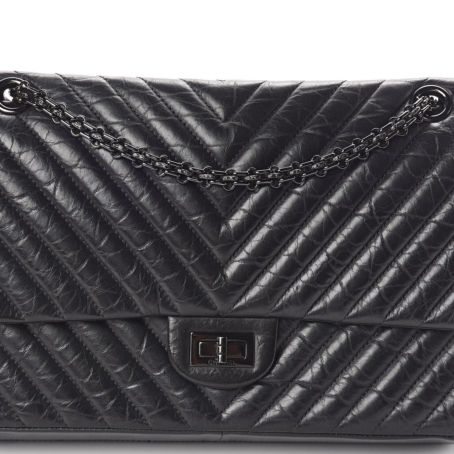 Aged Calfskin Chevron Quilted 2.55 Reissue 226 So Black