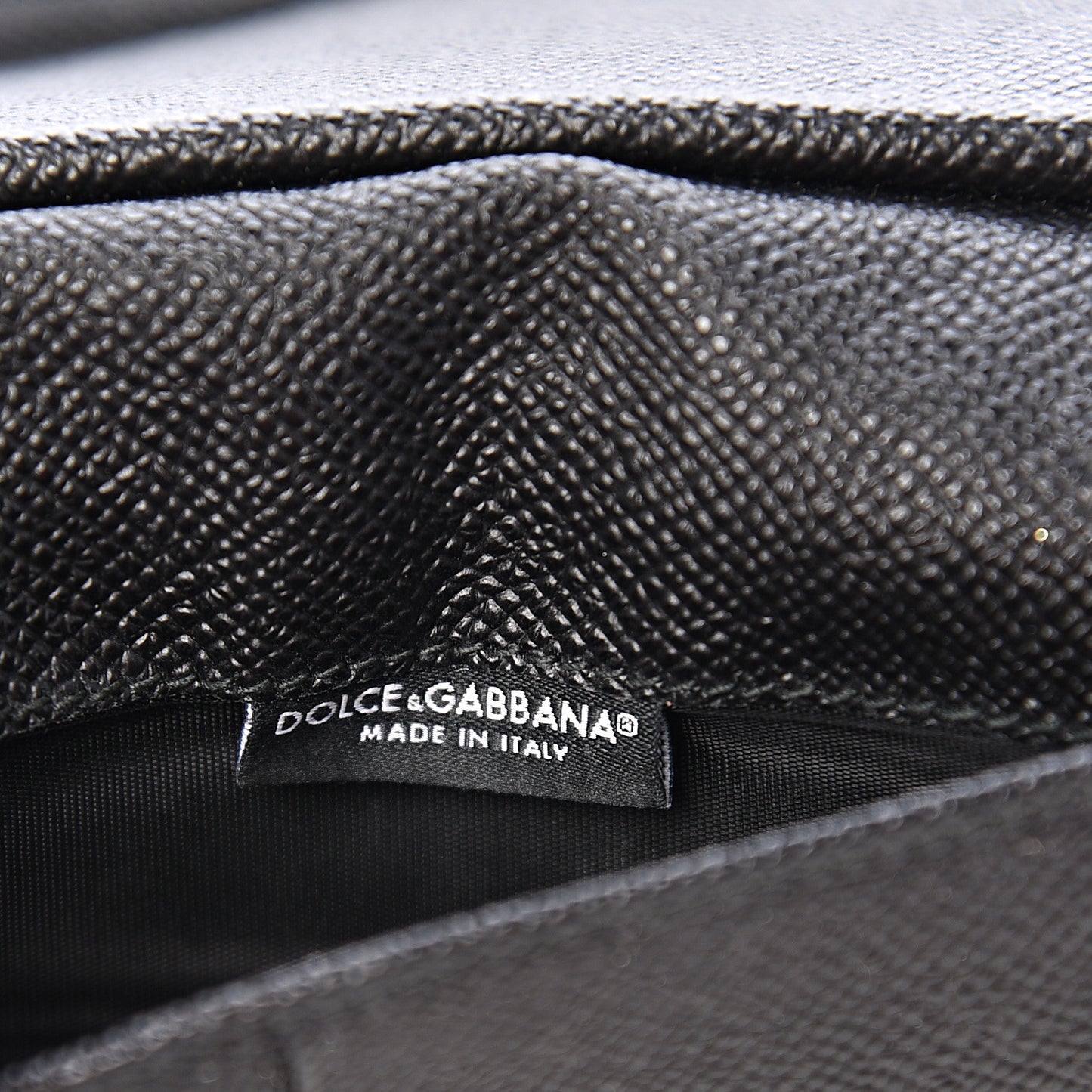 Dauphine Daisy Print Wallet On Chain Black