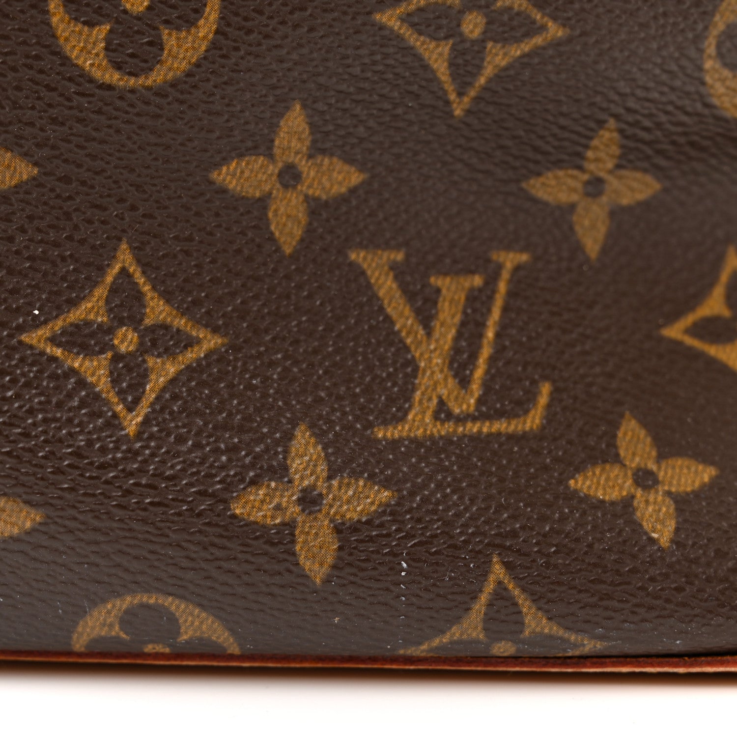 Louis Vuitton Monogram Cabas Mezzo 15 of 25