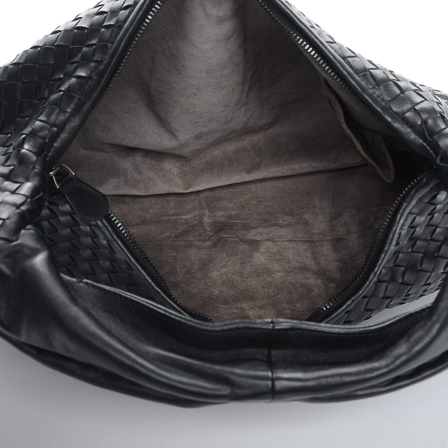 Nappa Intrecciato Large Belly Veneta Hobo Nero Black
