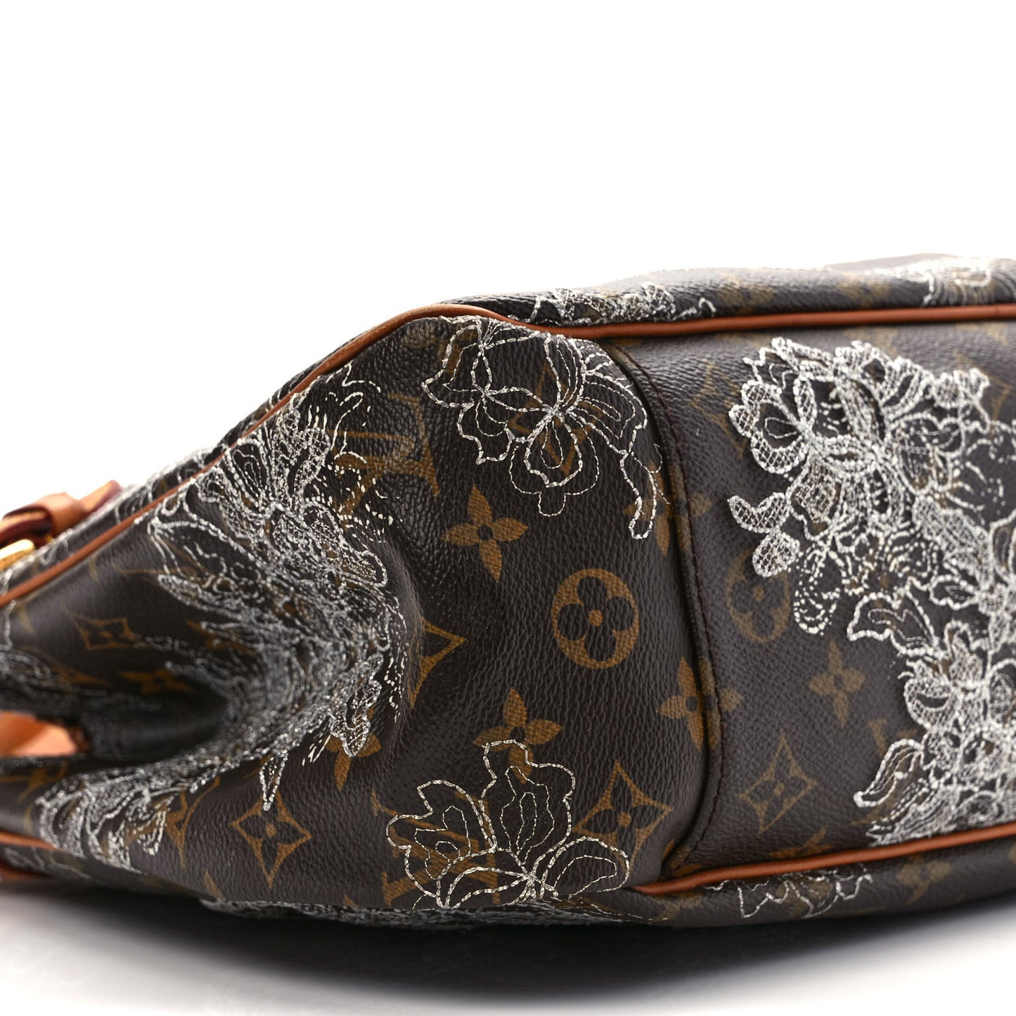 Monogram Dentelle Batignolles Horizontal Silver