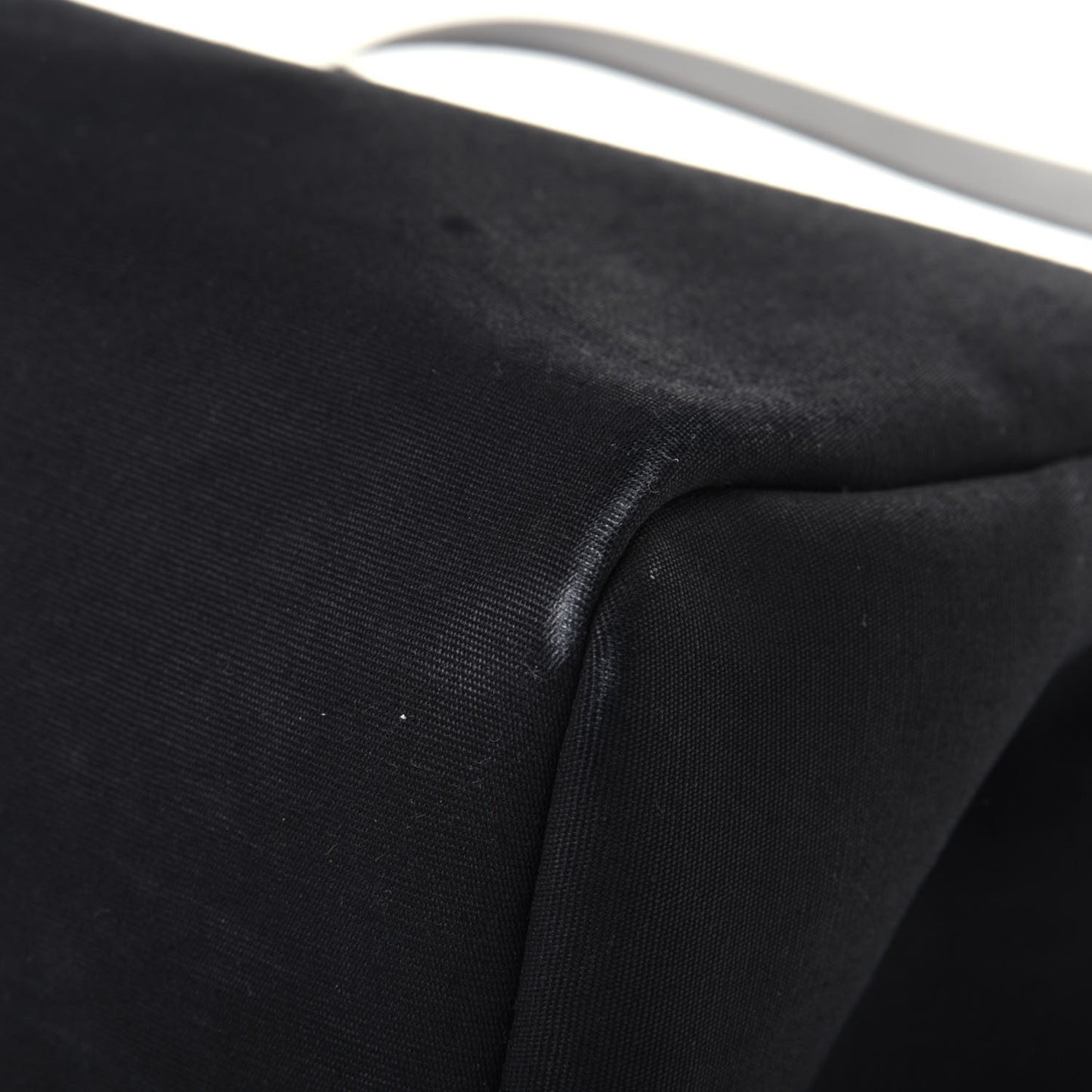 Toile Vache Calfskin Herbag 40 GM Black