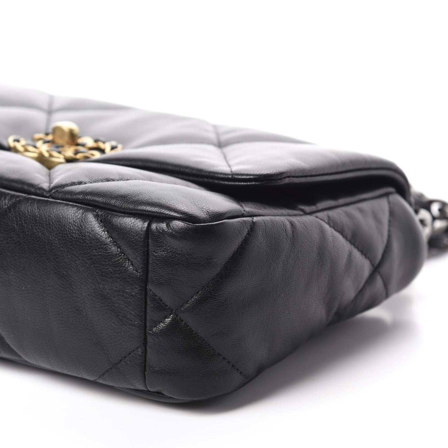 Goatskin Quilted Medium 19 Flap Black