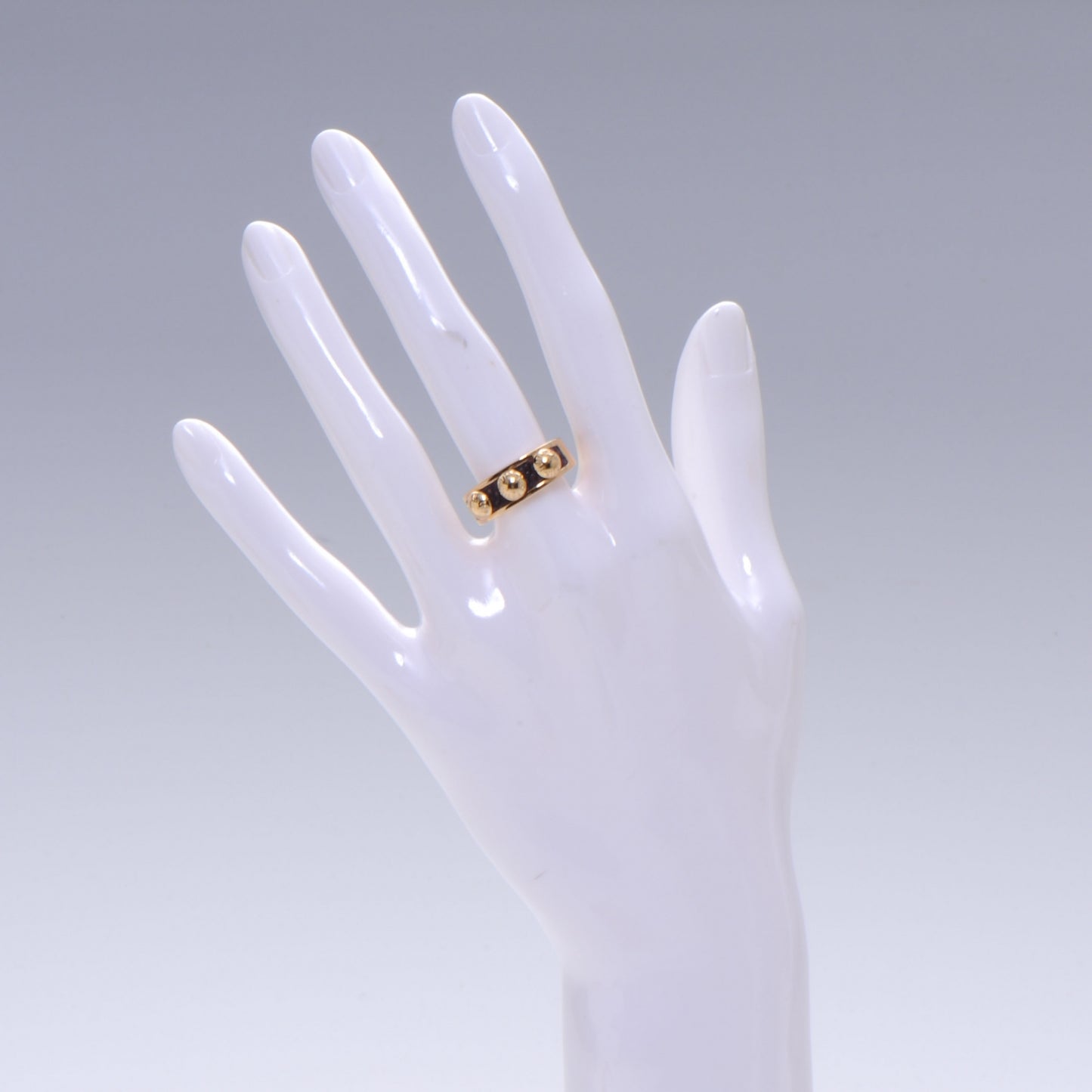 Stingray Leather Gimme A Clue Ring 7 Amarante