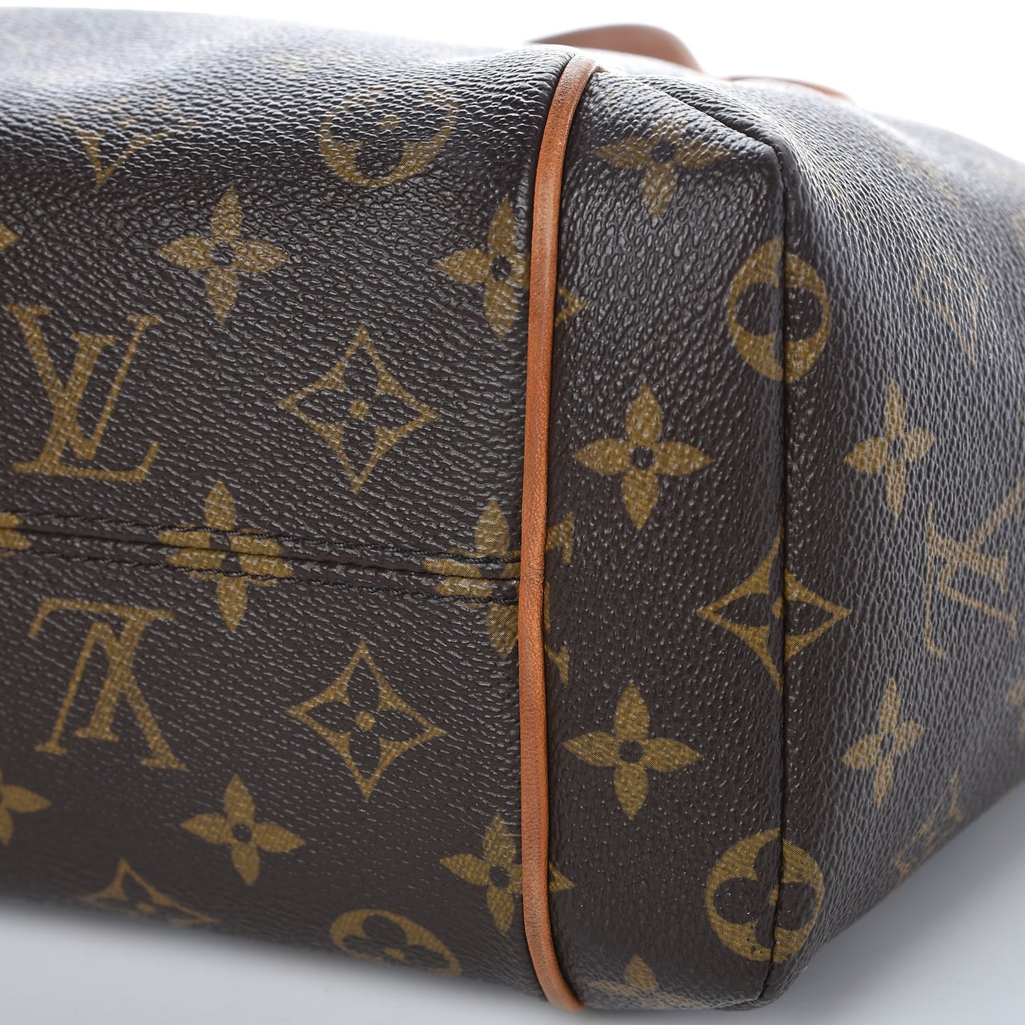 Monogram Totally PM