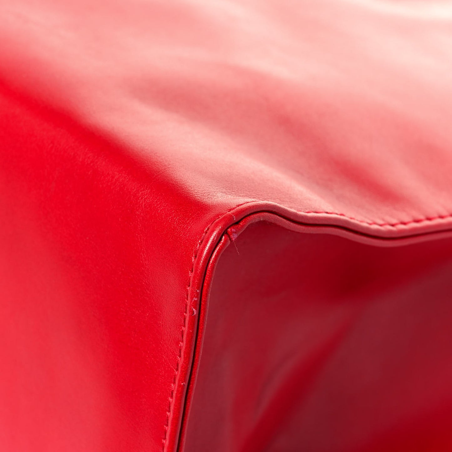 Vegan Leather Medium Shopping Bag Red