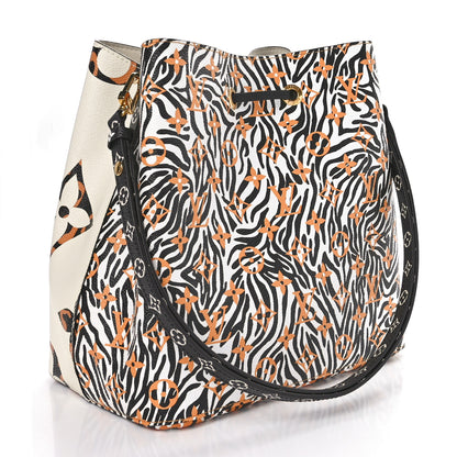 Louis Vuitton Monogram Giant Jungle NeoNoe  Ivory 2 of 10