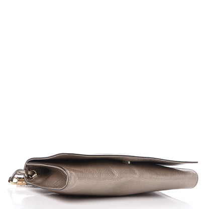 Gucci Metallic Pebbled Calfskin Medium Soho Clutch Golden Beige 4 of 17