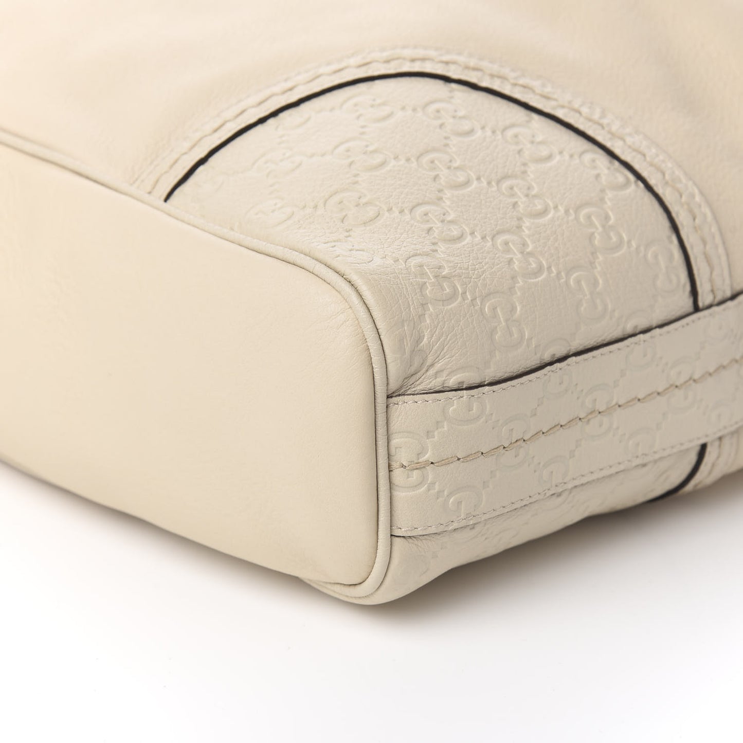 Calfskin Guccissima Trim Large Signoria Hobo Ivory