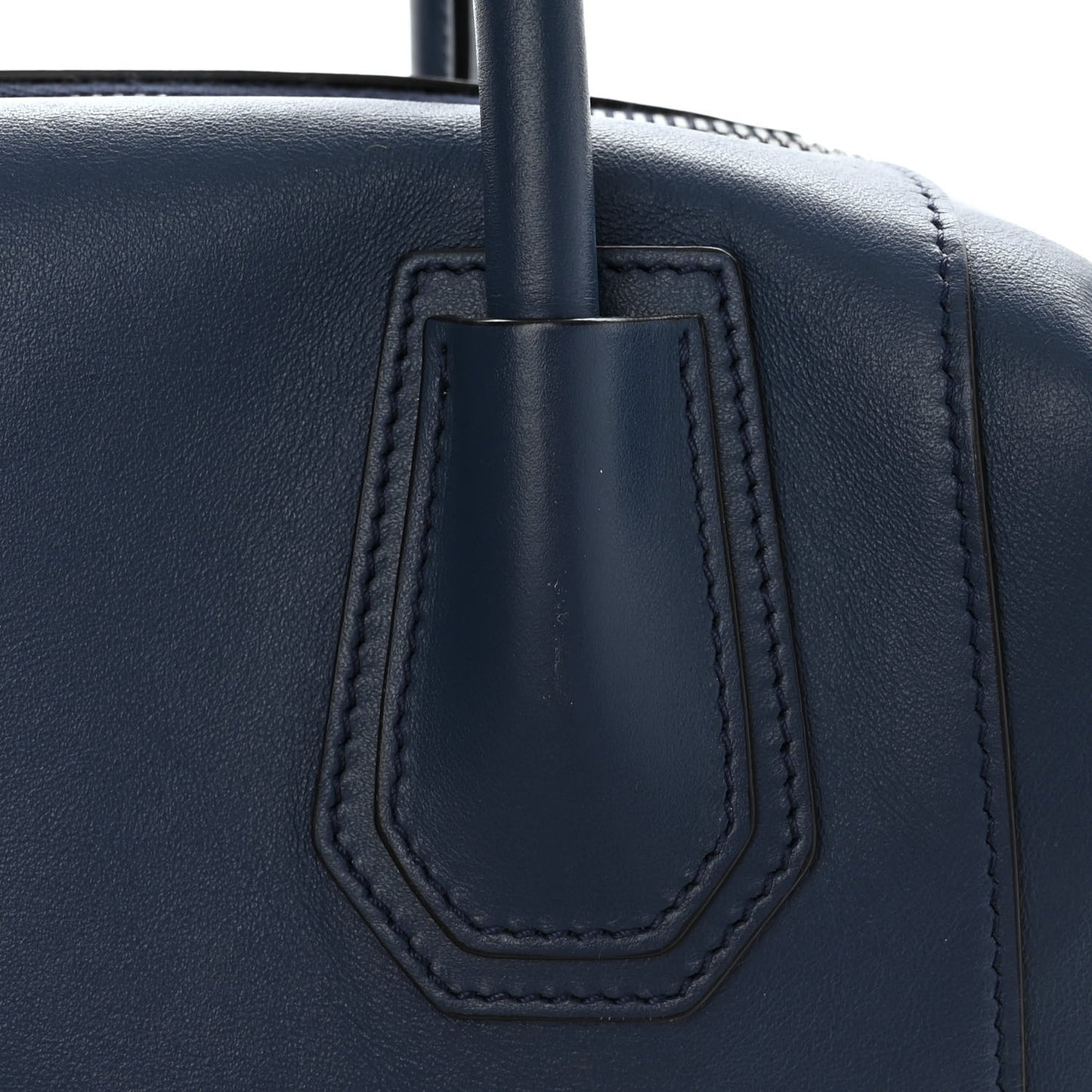Smooth Calfskin Medium Soft Antigona Midnight