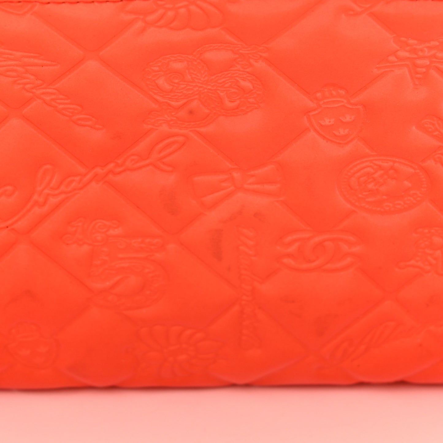 Patent Calfskin Lucky Symbols Pochette Coral