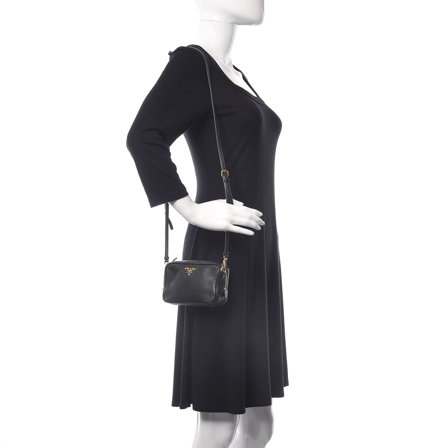 Vitello Daino Mini Camera Crossbody Black