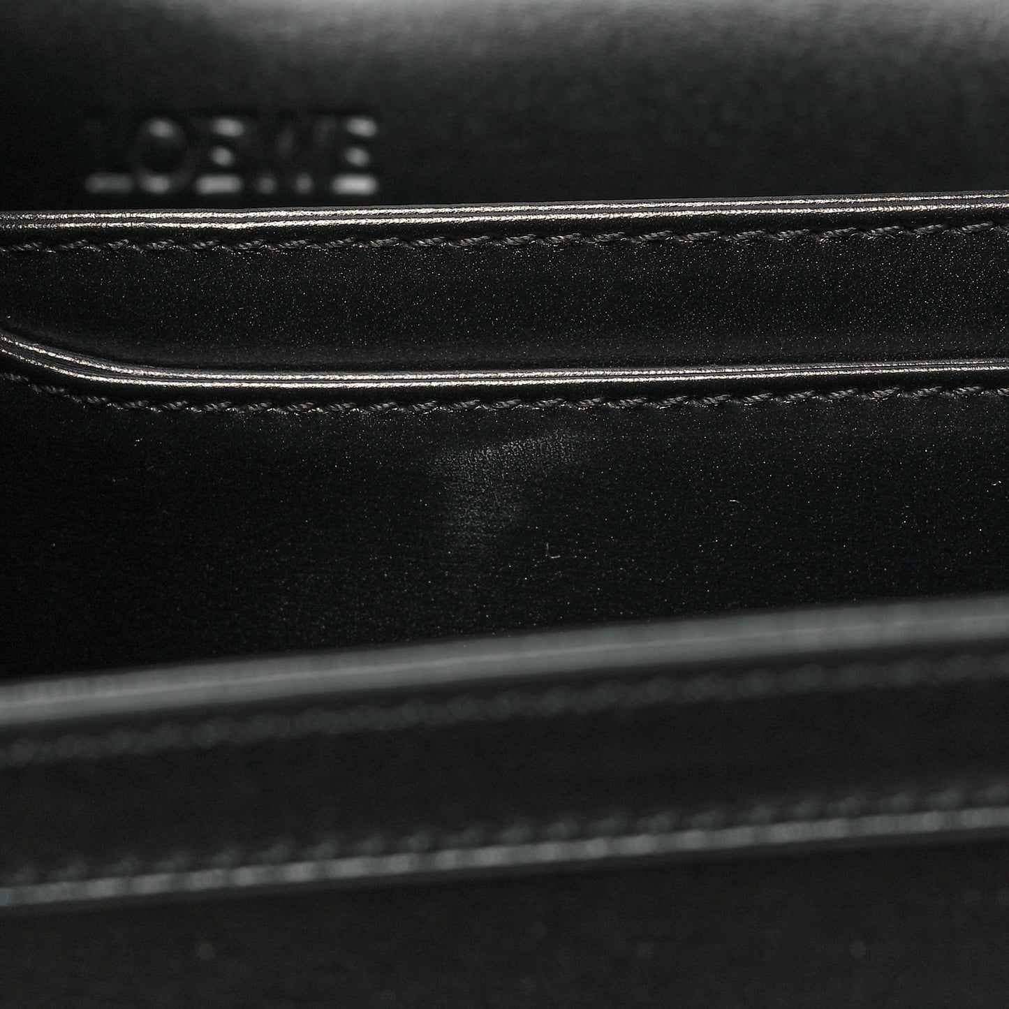 Calfskin Medium Barcelona Shoulder Bag Black