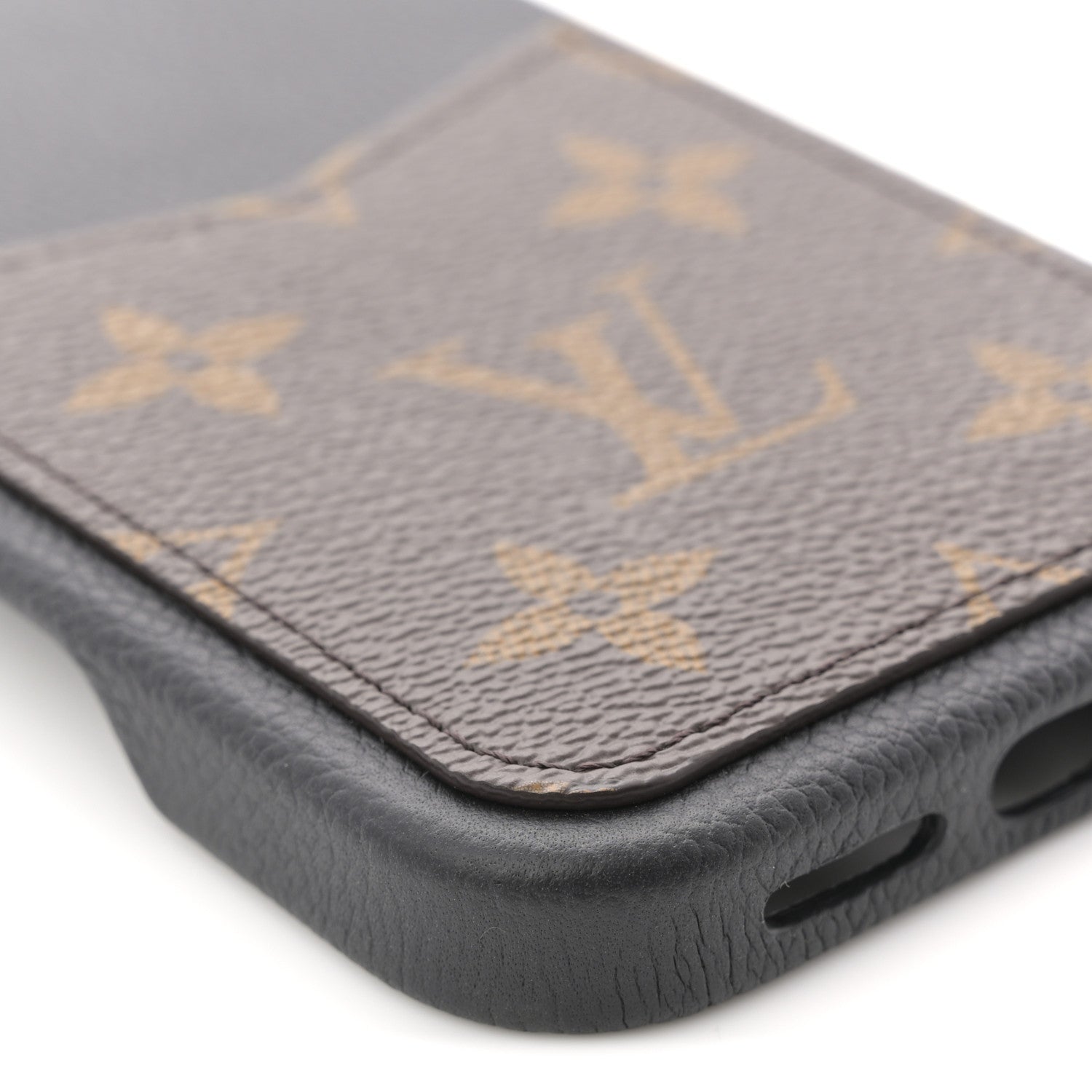 Louis Vuitton Monogram Pallas iPhone 16 Pro Bumper 8 of 10