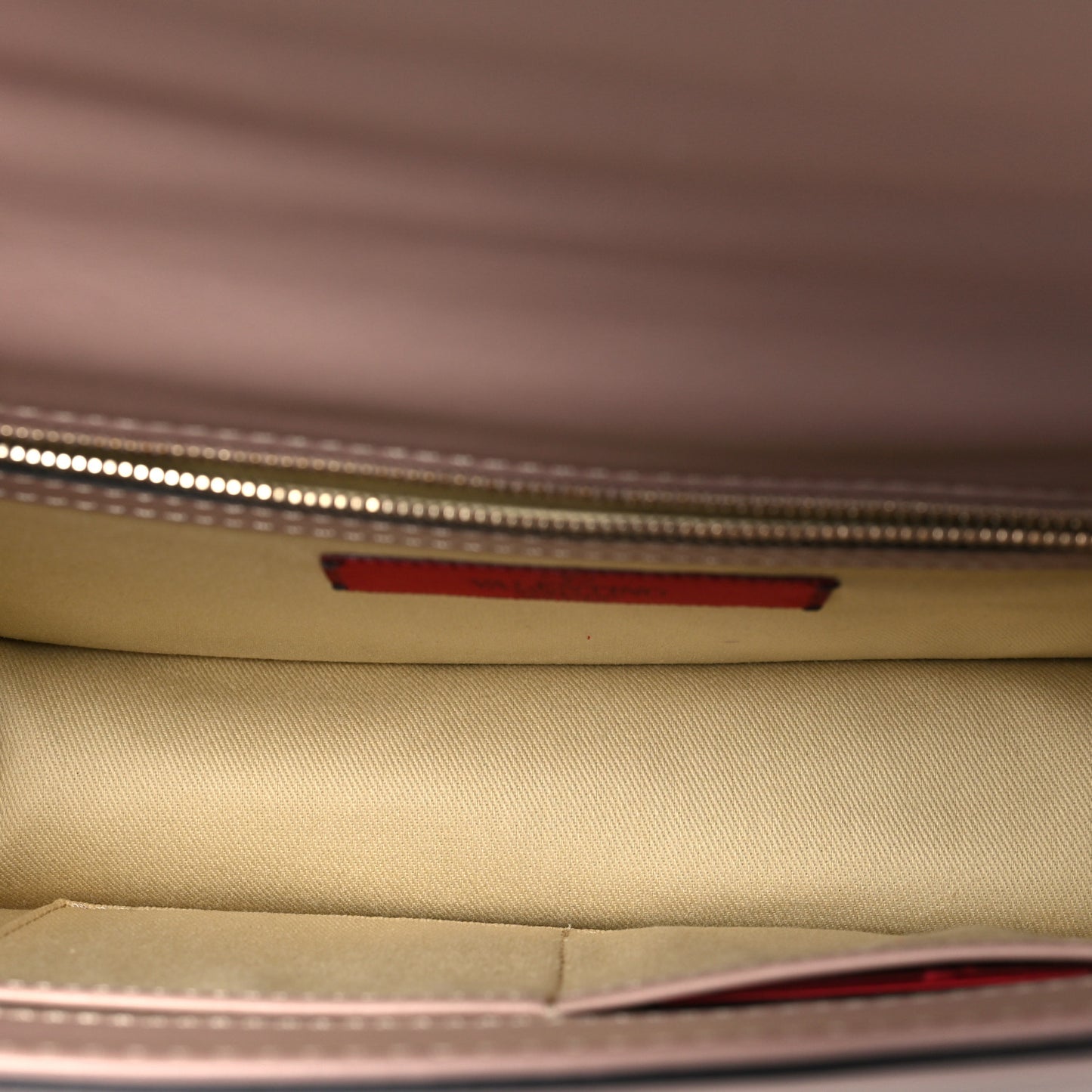 Vitello Medium Glam Lock Rockstud Flap Poudre