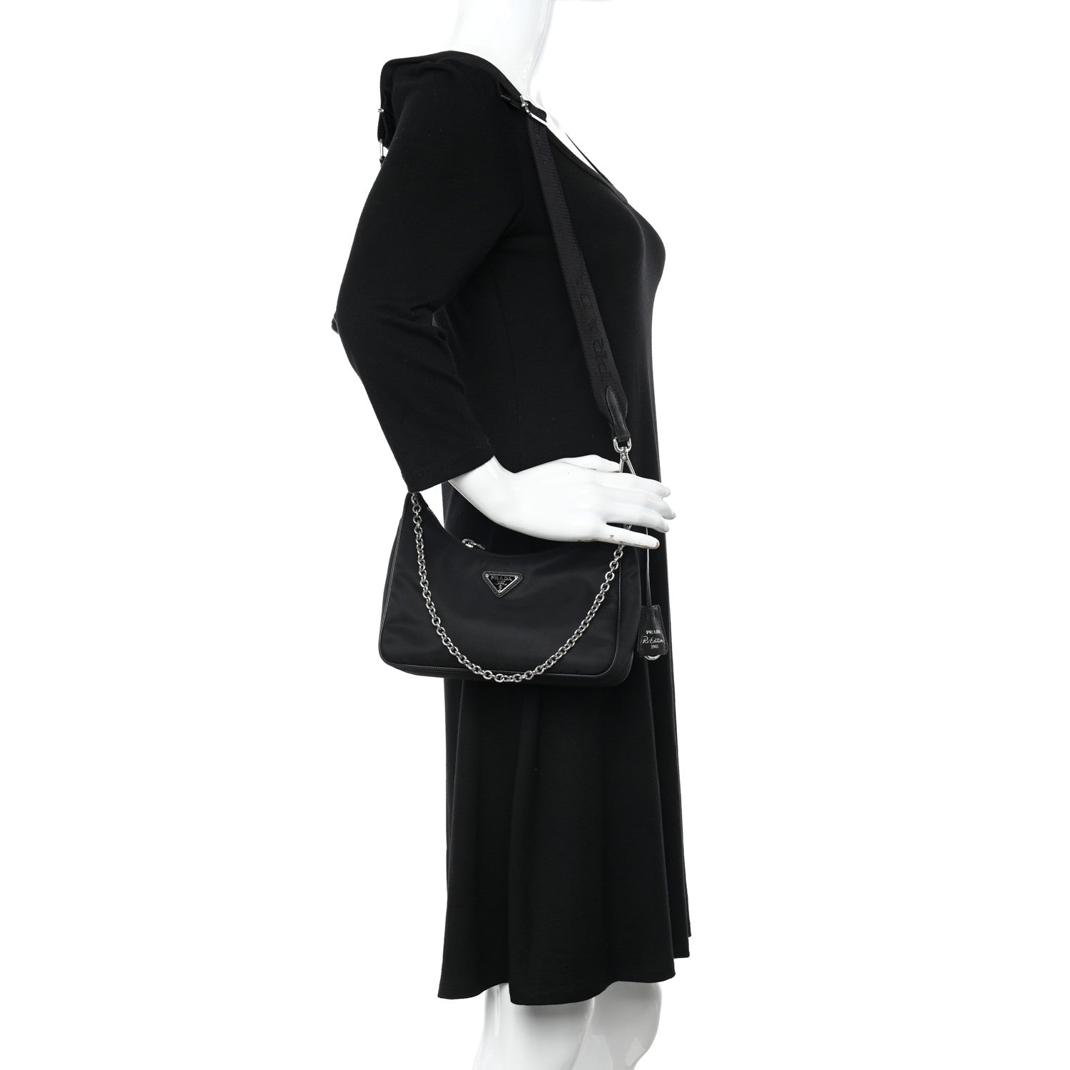 Prada Nylon Re-Edition 2005 Shoulder Bag Black 2 of 14