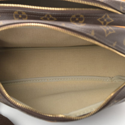 Louis Vuitton Monogram Reporter PM 7 of 13