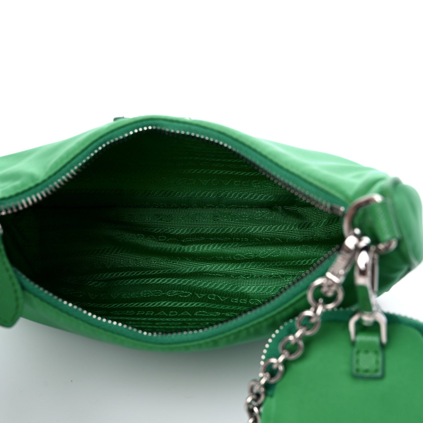 Nylon Re-Edition 2005 Shoulder Bag Menta