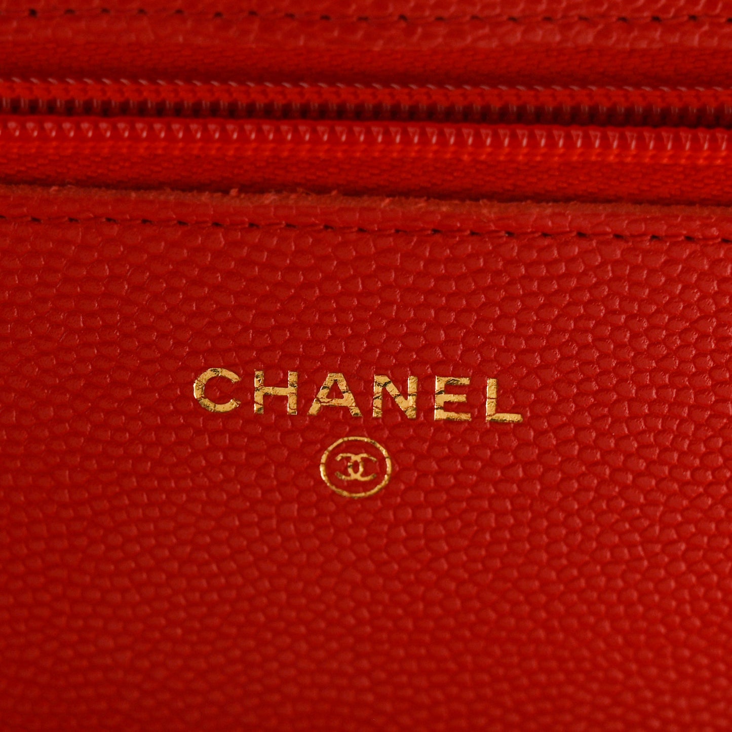 Caviar Quilted Wallet On Chain WOC Red