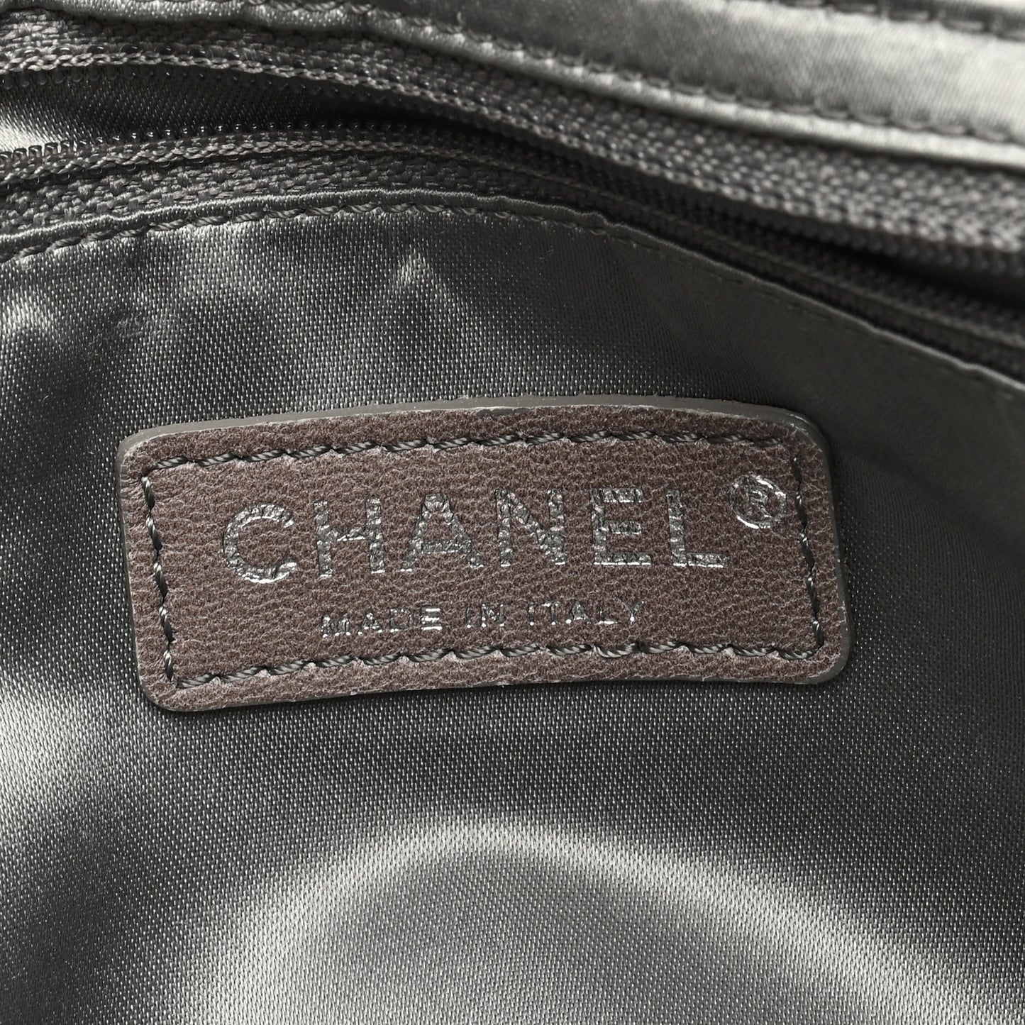 Metallic Crackled Calfskin Perforated Drill Flap Silver