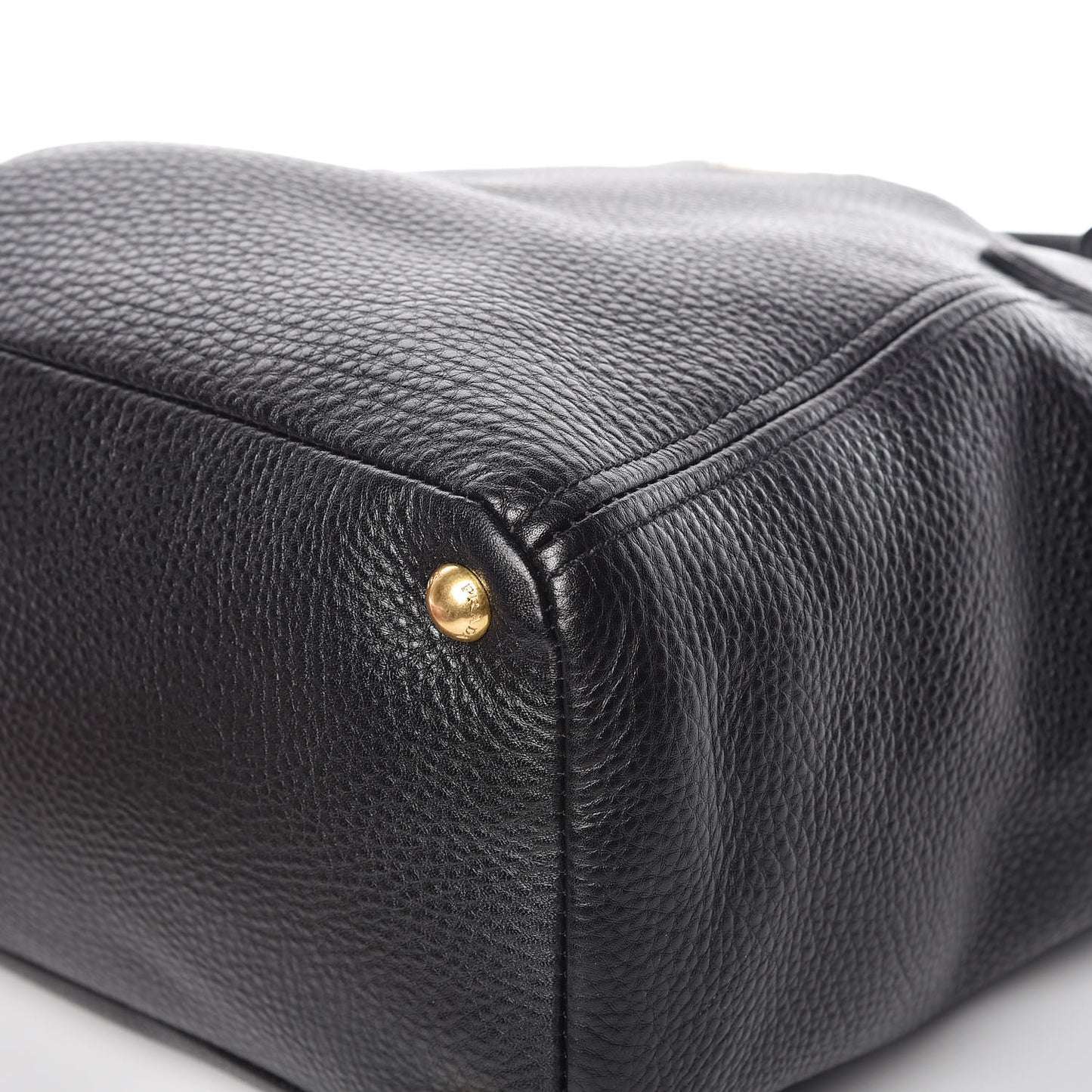 Vitello Daino Shoulder Bag Black