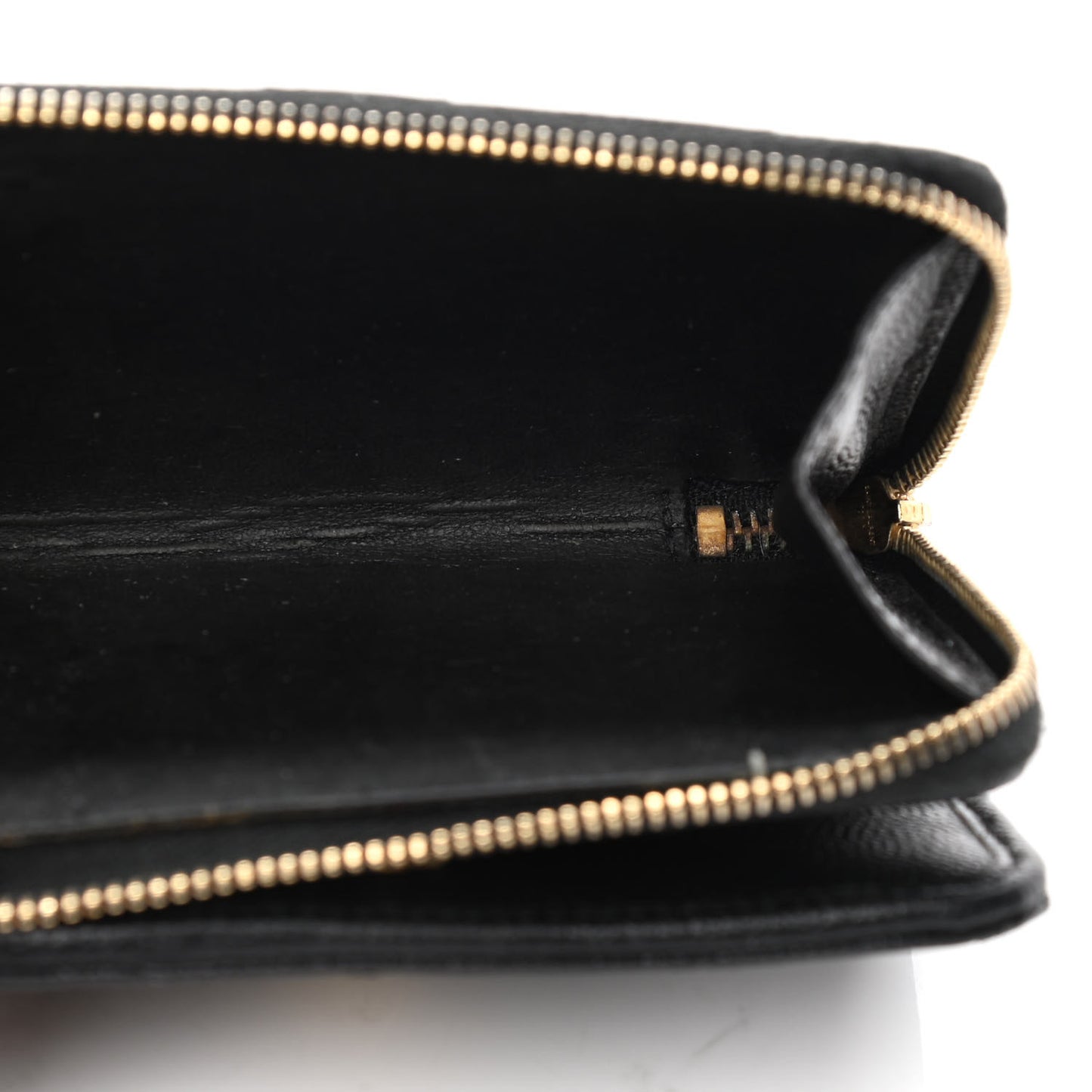 Grain De Poudre Matelasse Chevron Monogram Compact Zip Around Wallet Black