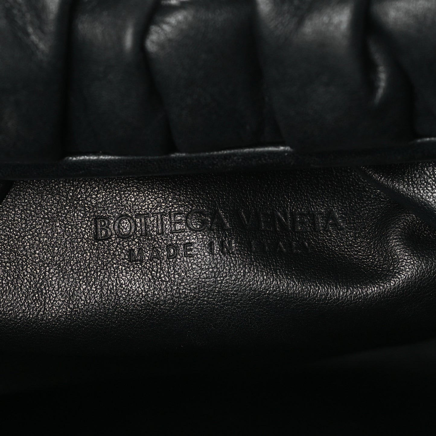 Smooth Butter Calfskin Small The Shoulder Pouch Black