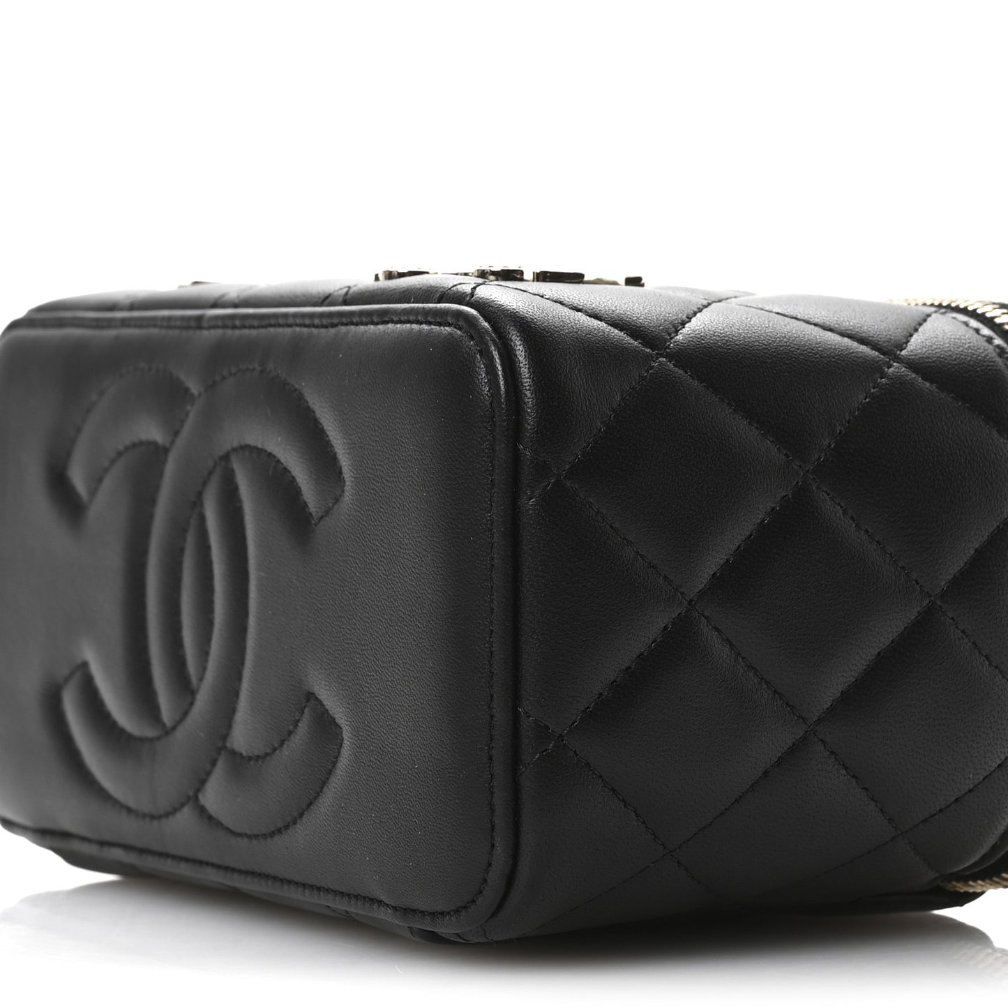 Lambskin Enamel Quilted Roller Skate Small Vanity Case With Chain Black