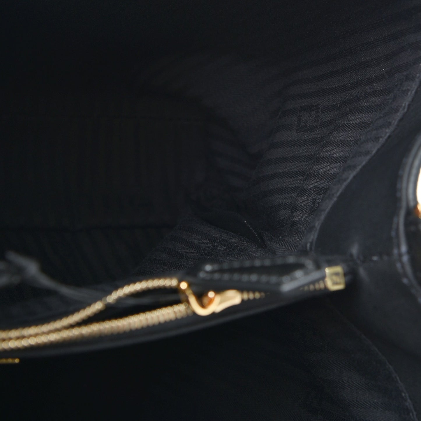 Vitello Elite Petite 2Jours Tote Black