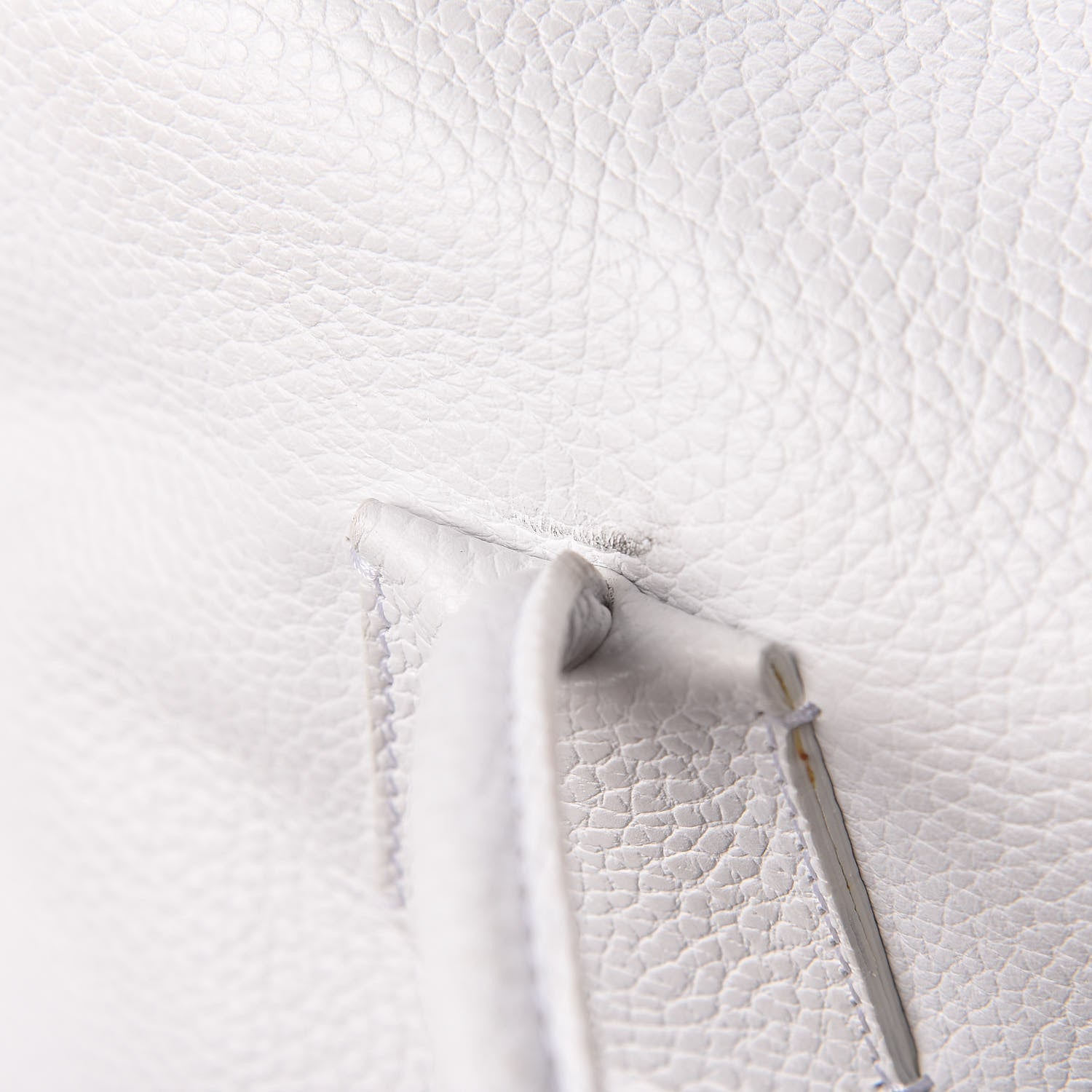 Burberry London Grainy Calfskin Medium Baynard Tote White 20 of 20