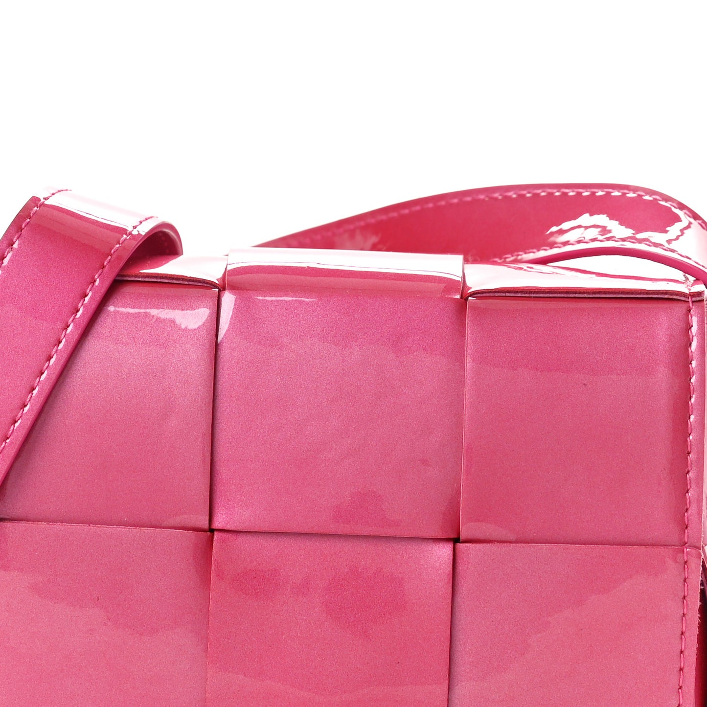 Metallic Patent Calfskin Maxi Intrecciato Extra Mini Cassette Crossbody Bag Pink