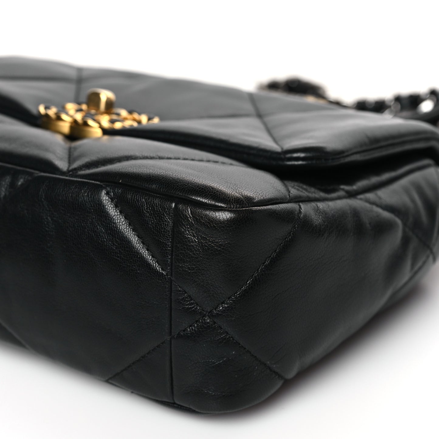 Lambskin Quilted Medium Chanel 19 Flap Black