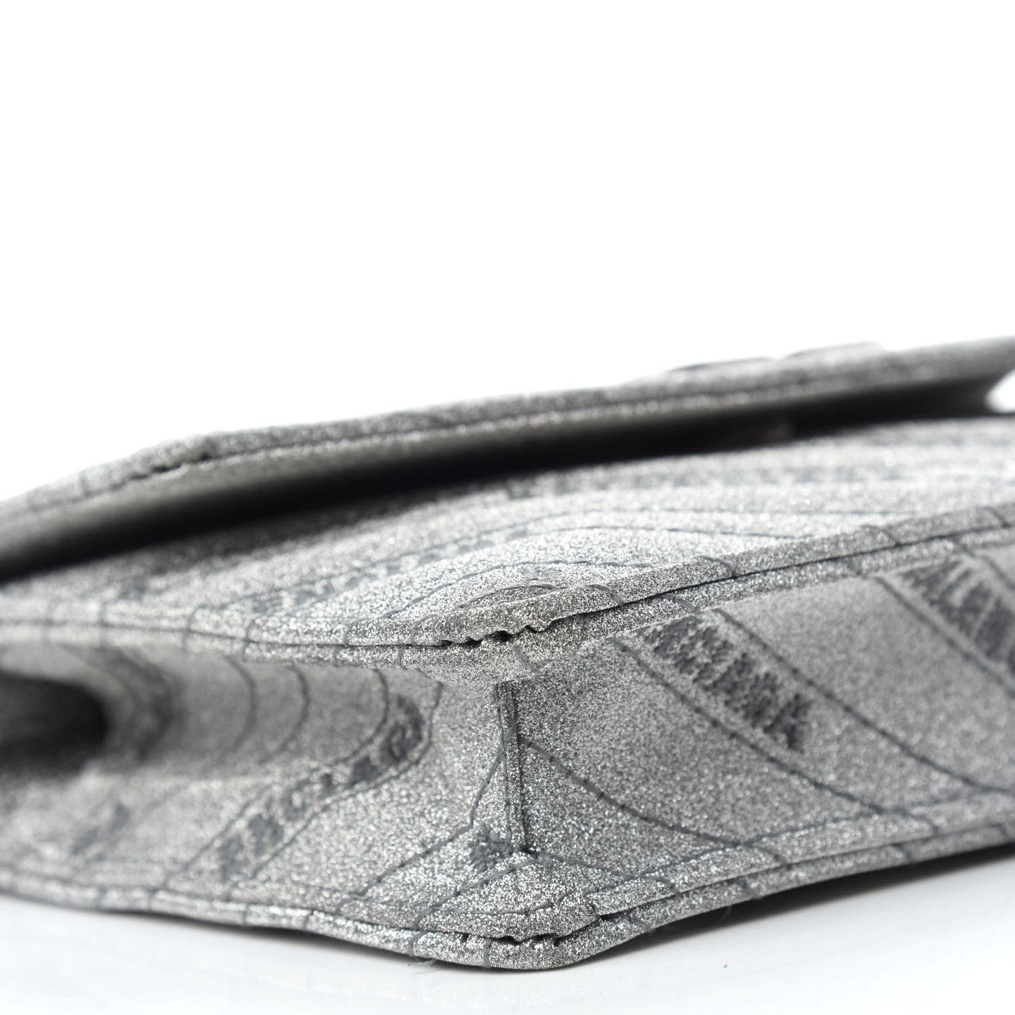 Glitter Logo Matelasse BB Wallet On Chain Silver