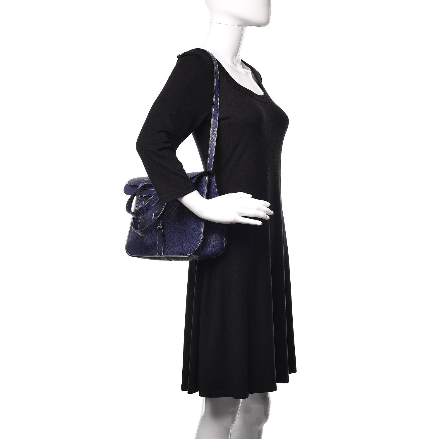 Hermes Taurillon Clemence Halzan 31 GM Bleu Encre 3 of 10