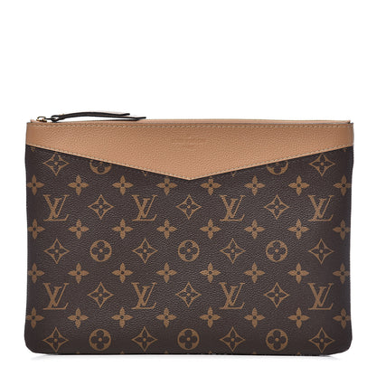 Louis Vuitton Monogram Daily Pouch Sesame 1 of 7
