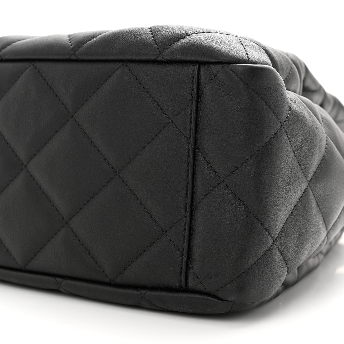 Lambskin Quilted Chain Drawstring Bag Black