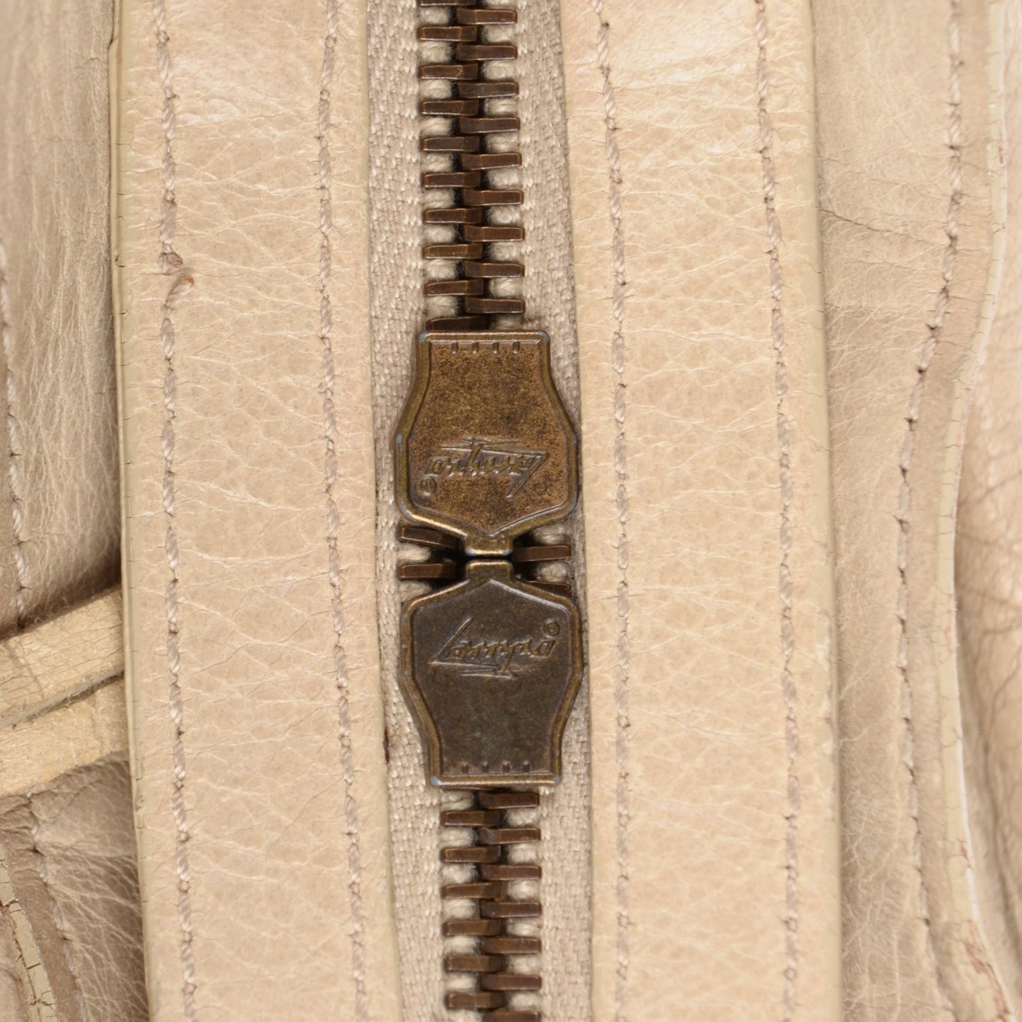 Agneau Classic Hardware City Praline