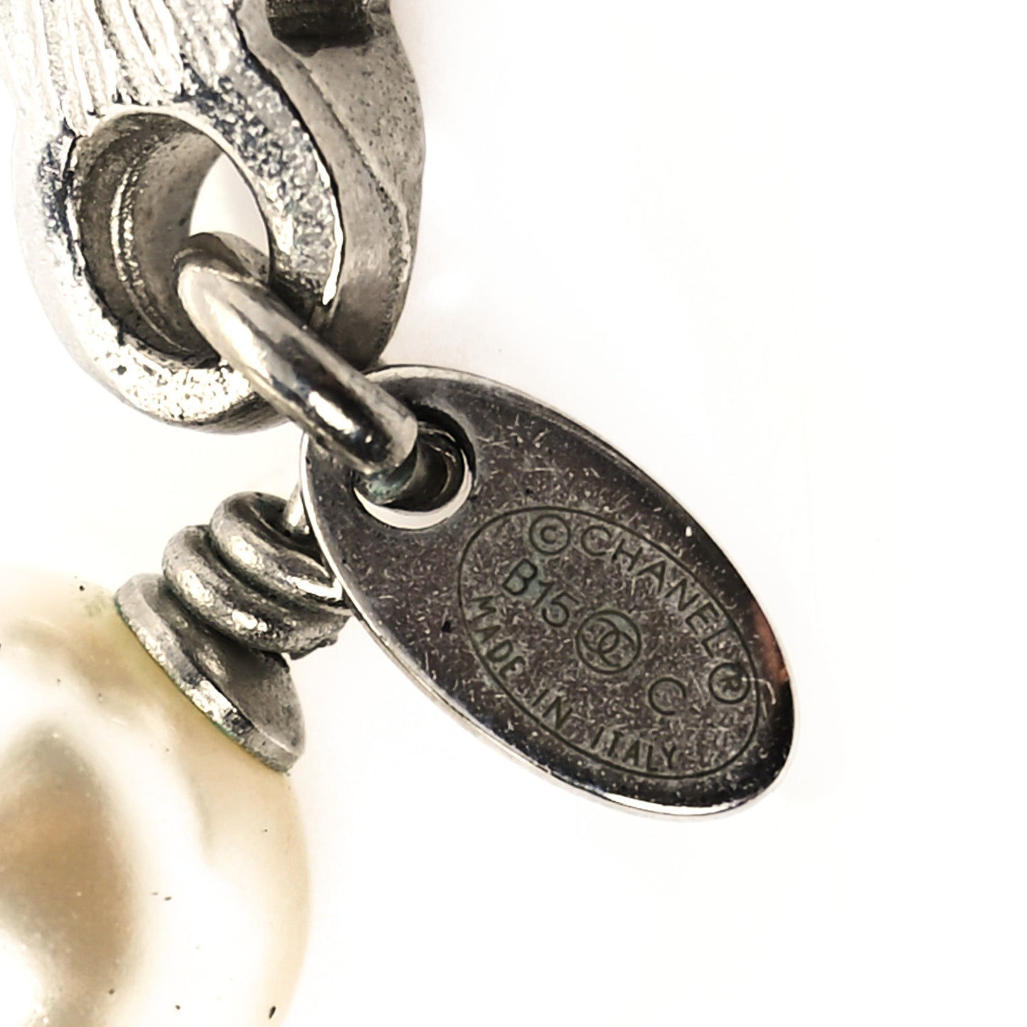Crystal Pearl CC Short Chain Drop Necklace Silver